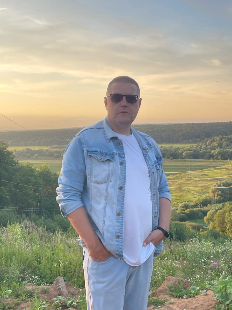 Серегин Валентин Валентинович – профессиональный инструктор по обучению вождению легкового автомобиля